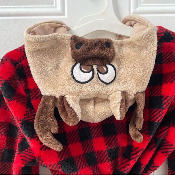 Embroidered Boys' Hooded Robe With 3D Moose Ears & Antlers, Red and Black XS - Picture 4 of 5